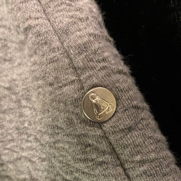 Neon Buddha Small Oversized Chunky Wood Buttons Soft Gray Logo Cardigan Pullover - Picture 5 of 11